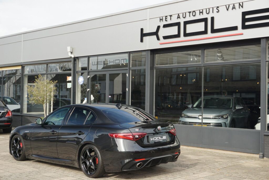 Alfa Romeo Giulia 2.0 T AWD Veloce | Carbon | Carplay | Milano Edition