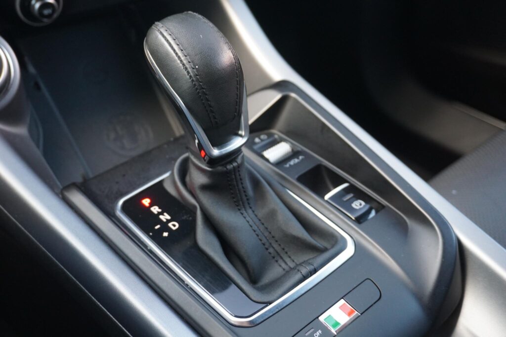 Alfa Romeo Tonale 1.5T Hybrid Veloce | stoel koeling | leer | ACC | H&K