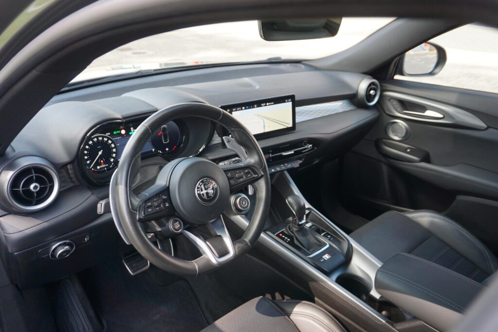 Alfa Romeo Tonale 1.5T Hybrid Veloce | stoel koeling | leer | ACC | H&K