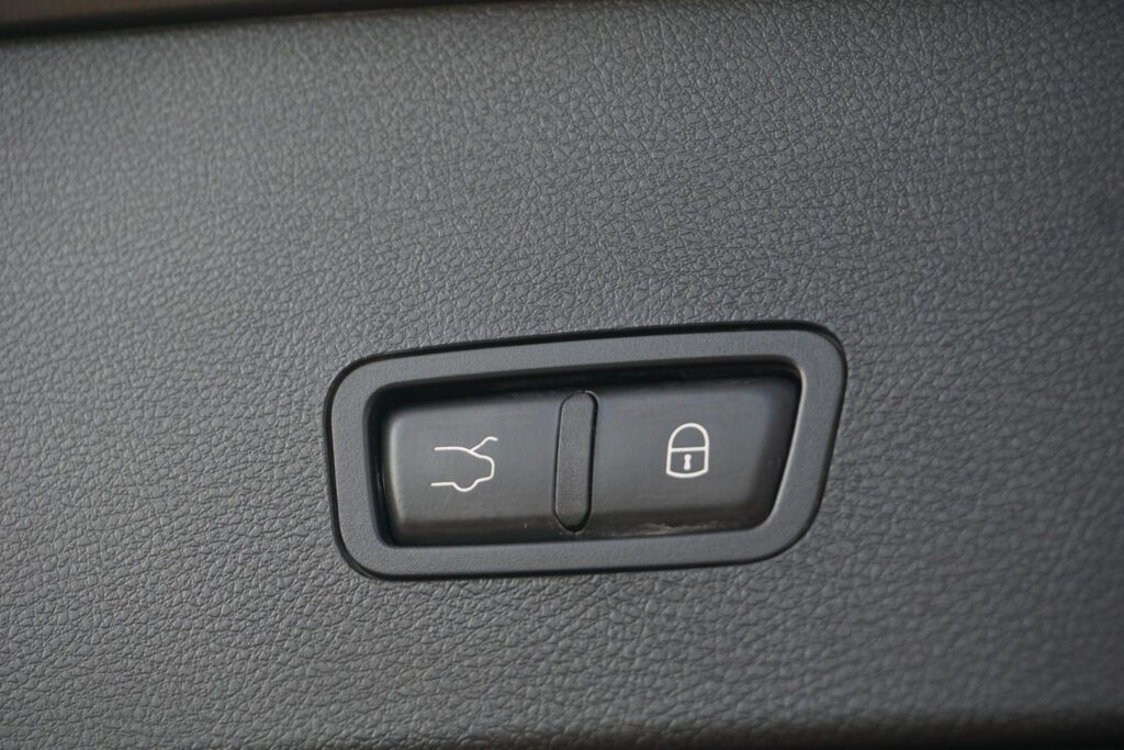 Alfa Romeo Tonale 1.5T Hybrid Veloce | stoel koeling | leer | ACC | H&K