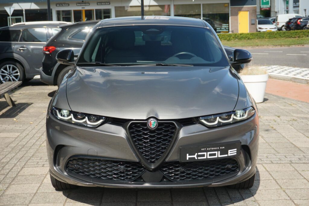 Alfa Romeo Tonale 1.5T Hybrid Veloce | stoel koeling | leer | ACC | H&K