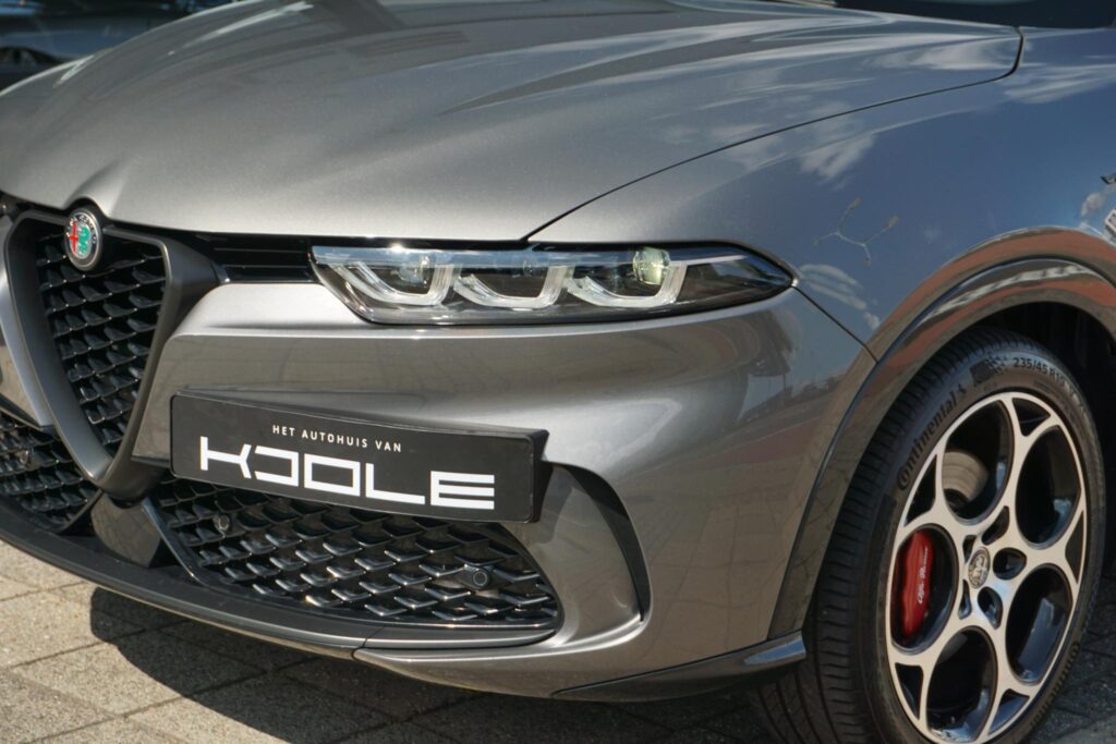 Alfa Romeo Tonale 1.5T Hybrid Veloce | stoel koeling | leer | ACC | H&K