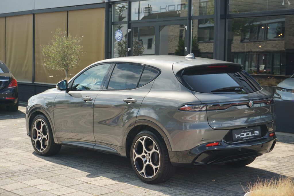 Alfa Romeo Tonale 1.5T Hybrid Veloce | stoel koeling | leer | ACC | H&K